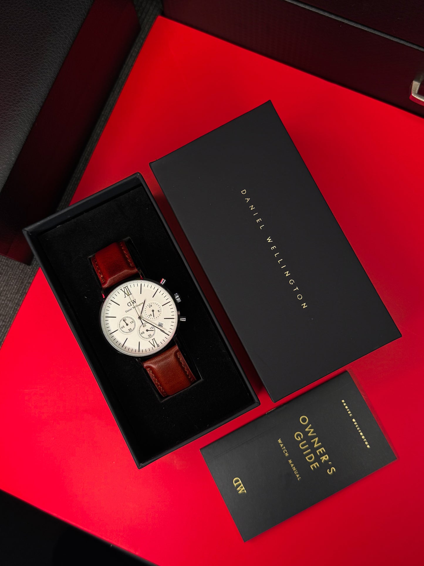 MONTRE DANIEL WELLINGTON MARRON