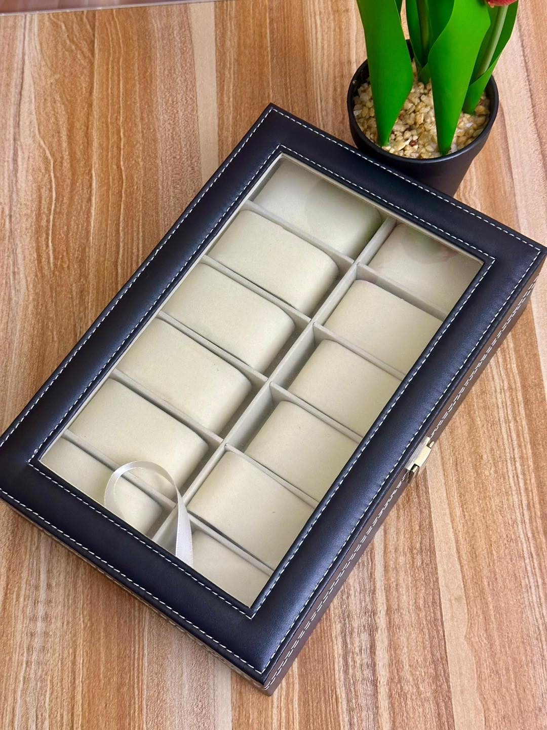 COFFRET DE RANGEMENT POUR MONTRES / 12 PIECES