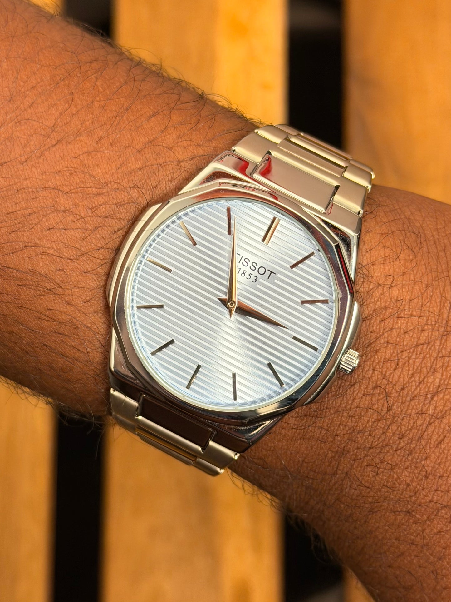 Montre Tissot Vic Ultra 80