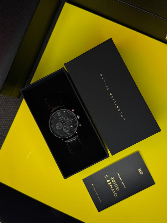 MONTRE DANIEL WELLINGTON CHRONOGRAPHE NOIR